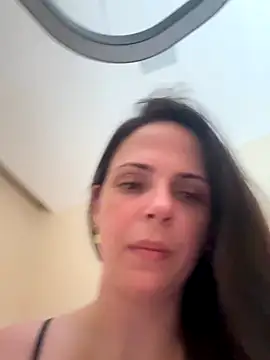 Snapshot of Lady_LauraRose chatting on October 18, 2:42 pm Lady LauraRose online show from October 18, 2:42 pm