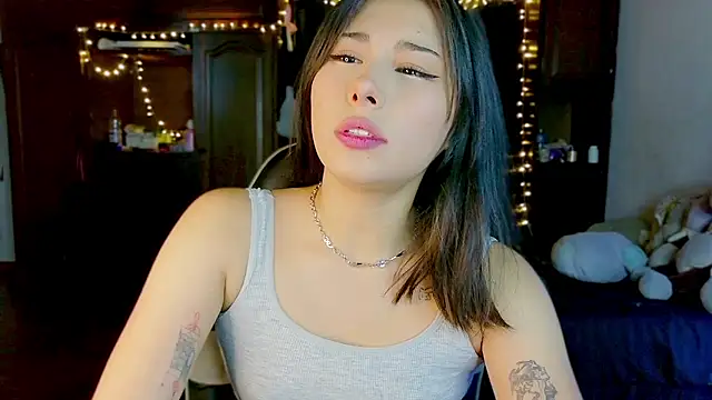 Shisuku Sophi online show from July 10, 2:23 am