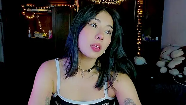 Shisuku Sophi online show from July 8, 1:52 am