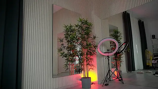 EmmaBlanco online show from October 11, 7:49 pm