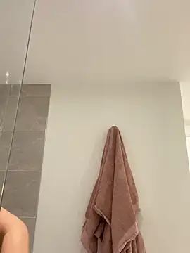 ItsCOCOx online show from September 26, 10:02 am