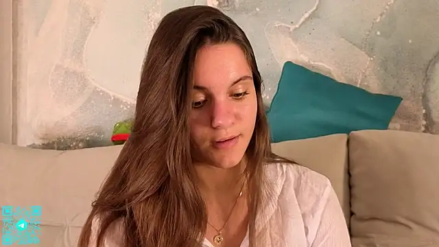 chloemilka online show from July 13, 6:52 pm
