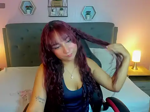 Snapshot of salome_rojas_ chatting on October 10, 10:47 pm salome rojas online show from October 10, 10:47 pm