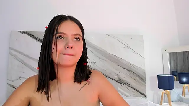 thamiina  online show from November 7, 7:52 pm