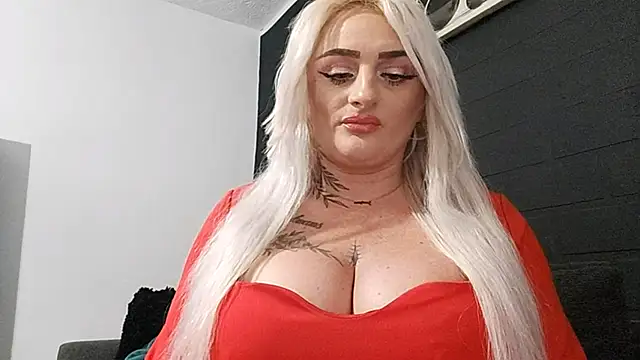 AnastasiaLips online show from March 25, 9:39 pm