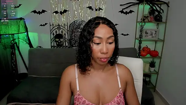 Snapshot of i_lulu chatting on November 1, 11:31 pm i lulu online show from November 1, 11:31 pm