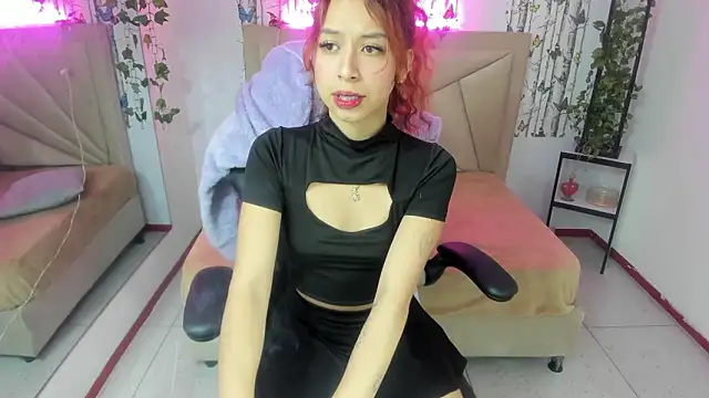 anna moon11 online show from February 24, 6:45 am