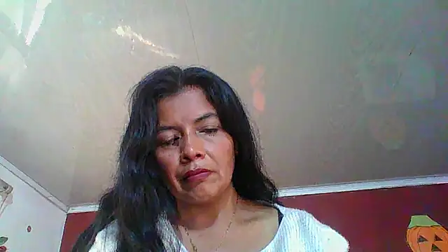 DianaOchoa  online show from November 7, 11:27 am