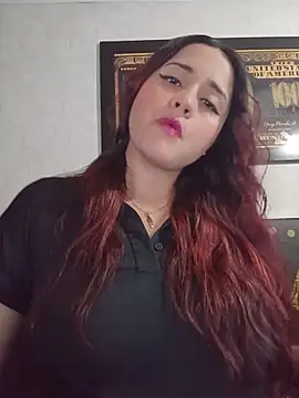 candy  fox  online show from December 4, 12:29 pm