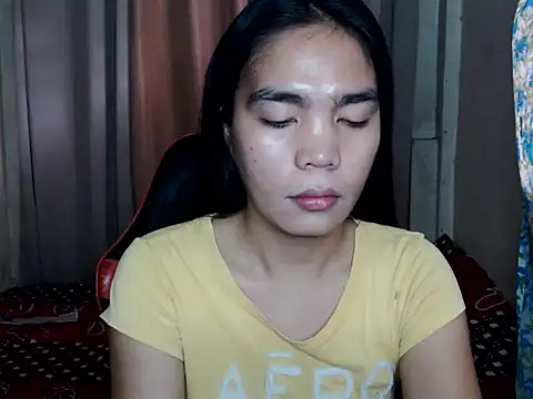 Snapshot of Simple_Martina chatting on September 15, 7:05 am Simple Martina online show from September 15, 7:05 am