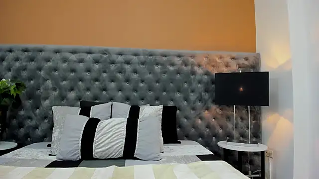 ValeSantoDomingo online show from July 25, 12:06 am
