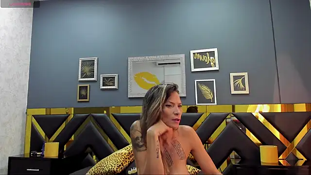 Kaya Tate online show from November 14, 8:31 pm