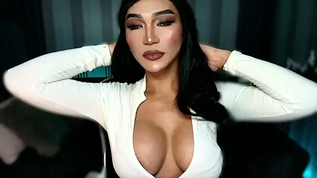 Huntress xxx online show from November 28, 2:14 am