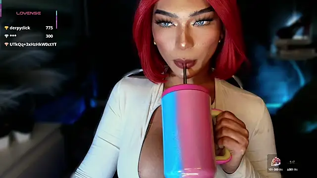 Snapshot of Huntress_xxx chatting on September 10, 2:33 am Huntress xxx online show from September 10, 2:33 am