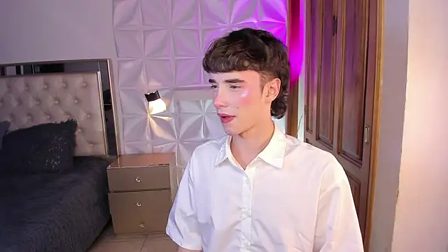 austin rouse online show from February 14, 8:44 pm