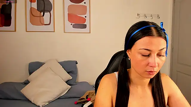 Snapshot of Alexia_milf_ chatting on October 2, 11:15 am Alexia milf online show from October 2, 11:15 am