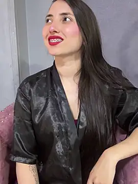 AndieJones  online show from November 26, 2:29 pm