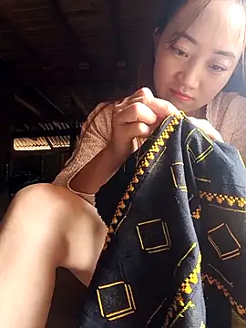 Zhan99999 online show from April 3, 2:42 am