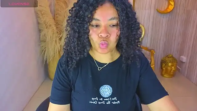 risada temptation s online show from October 22, 3:00 am