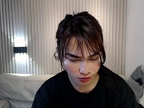 lovelychanel69xx online show from December 20, 1:42 am