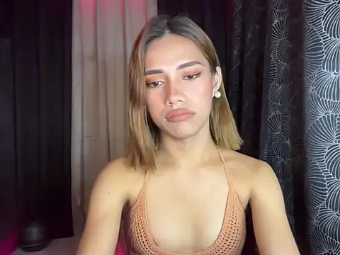 Lovelynikki03 online show from November 23, 5:14 pm