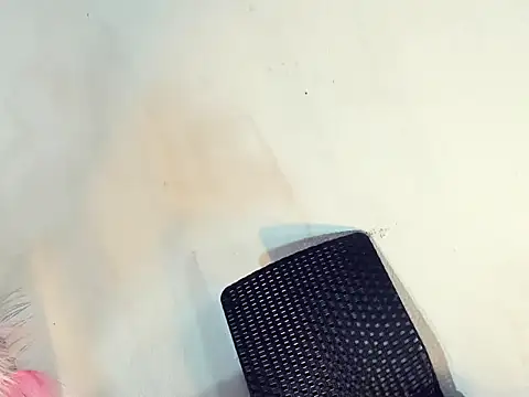 im soleen online show from March 30, 5:01 pm