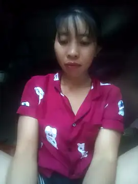 Snapshot of emaame68 chatting on September 19, 10:25 am emaame68 online show from September 19, 10:25 am