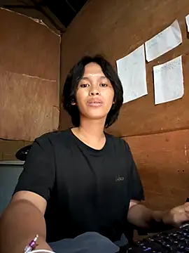 Snapshot of My_sweet_ladyboy chatting on October 2, 7:08 pm My sweet ladyboy online show from October 2, 7:08 pm