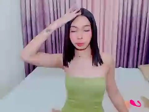 sexy khyrie online show from November 13, 4:55 am