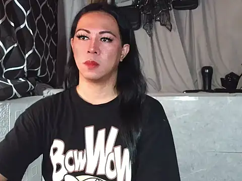  Carmilla online show from April 3, 7:23 pm