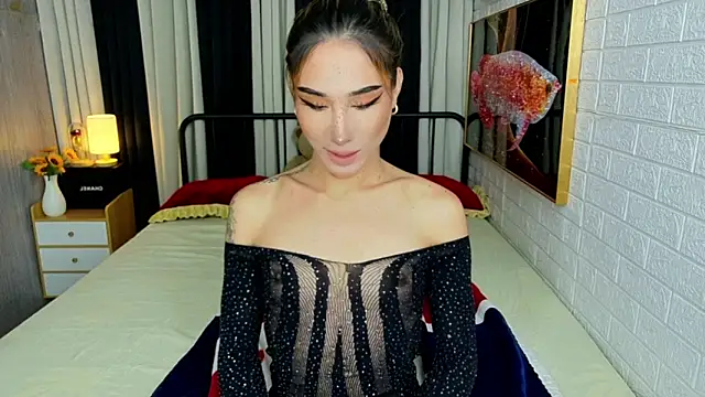 TRANSGODDESSA online show from October 20, 1:19 am