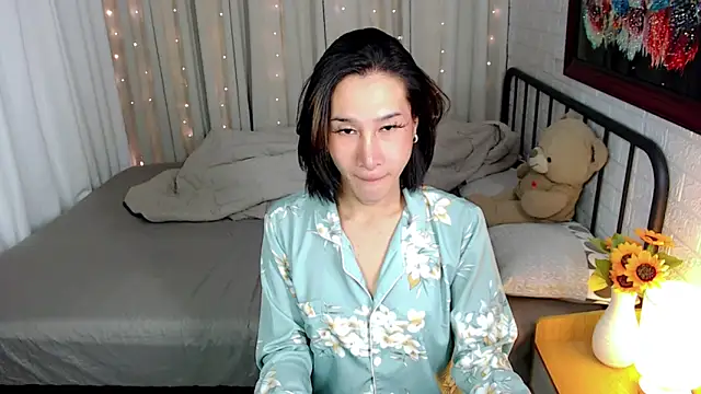 TRANSGODDESSA online show from December 20, 2:04 am