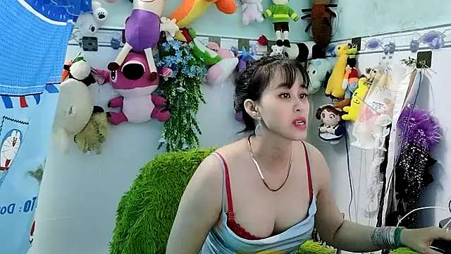 emgaixinhngoan online show from November 17, 4:08 pm