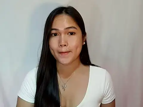  christine  online show from May 23, 8:23 am