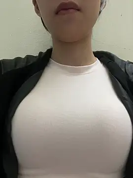 meomeo2k6 online show from February 13, 3:24 pm