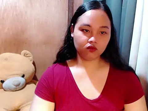  Lylia online show from February 17, 9:36 pm