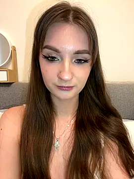 AdelinaEmber online show from December 4, 11:23 am