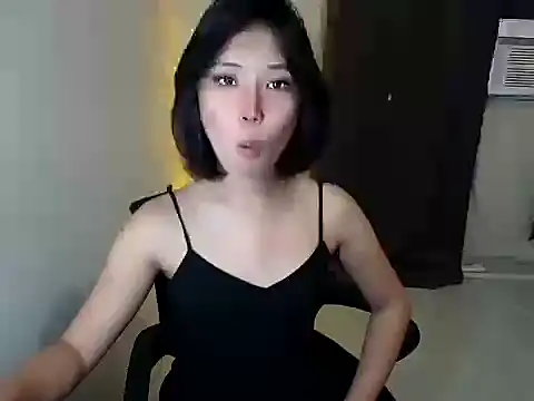 Snapshot of Ricaliciuos chatting on October 3, 10:48 pm Ricaliciuos online show from October 3, 10:48 pm
