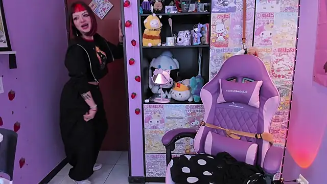 Vero Osb  online show from February 7, 12:03 am