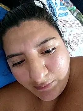 ashley0801 online show from December 18, 4:06 am