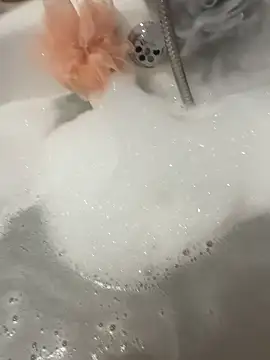 LucyRoseMae online show from November 3, 9:30 pm