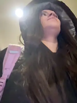 Isabella21  online show from March 13, 1:07 am