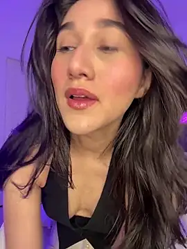 julieta jhonss online show from April 12, 2:47 am