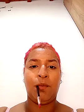 katia durand online show from April 20, 7:50 pm