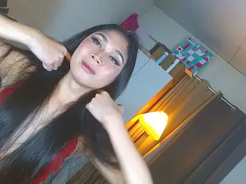kittygurl124 online show from July 29, 9:15 pm
