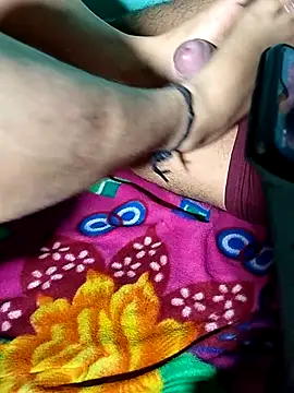 only-injoy online show from October 29, 5:15 pm