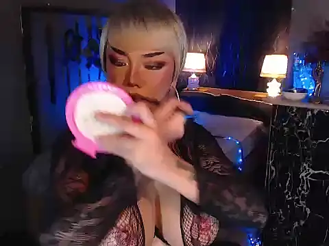 xAuroraRobinsx online show from September 15, 8:22 am