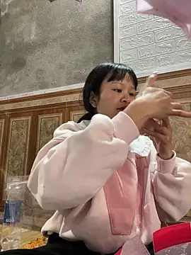 Daisy018 online show from December 19, 6:49 am