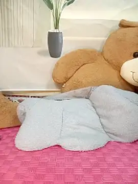 Lam-Di online show from March 18, 8:36 pm