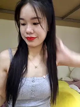 Baby-ladytits2025 online show from September 18, 4:05 pm